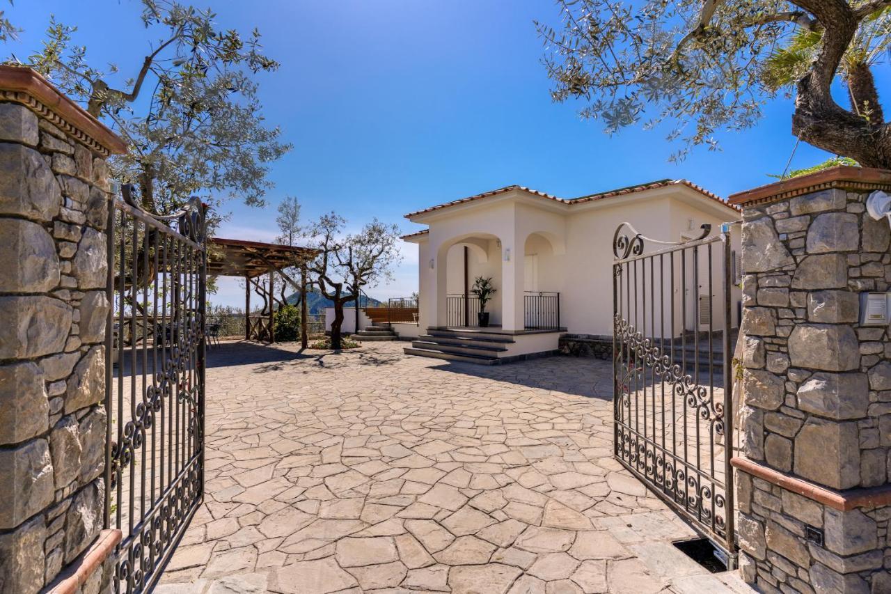 מסה לוברנסה Villa Rusinella Minimalist Retreat With Sea Views מראה חיצוני תמונה